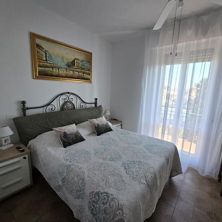 데센자노델가르다 Casa Dell' Ulivo 아파트 외부 사진